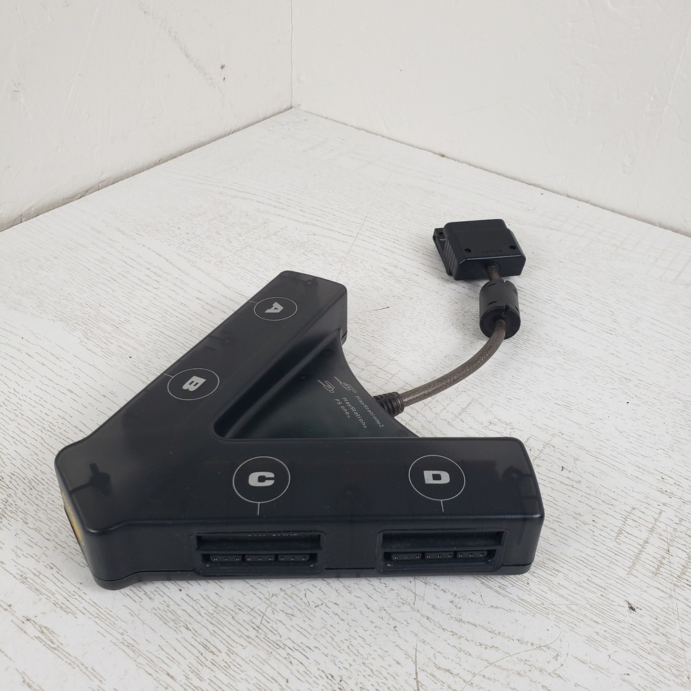 Mad Catz 4-Player Universal Multi-Port PlayStation 2 PS one Adapter 8208 Black